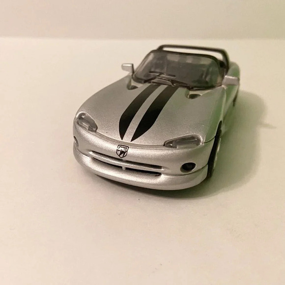 Vintage 1999 Dodge Viper RT 10 New Ray Convertible Car - Picture 2 of 11